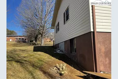 610 Collins Road, Sparta, NC 28675 - Photo 6