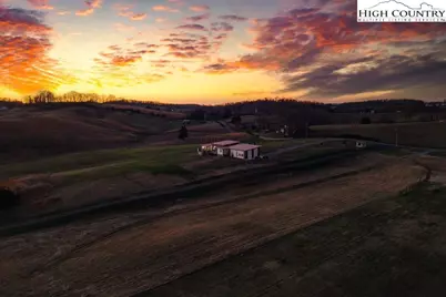 370 Laws Road, Limestone, TN 37681 - Photo 4