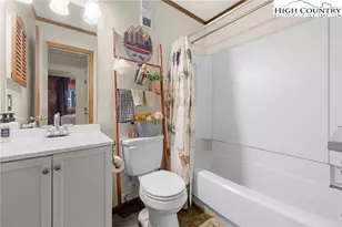 301 Pinnacle Inn Rd, Beech Mountain, NC 28604 - Photo 16