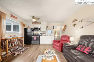 301 Pinnacle Inn Rd, Beech Mountain, NC 28604 - Photo 6