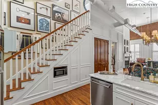 118 W Union St, Morganton, NC 28655 - Photo 4