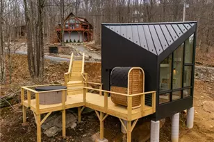 234 Wild Daisy Ln, Beech Mountain, NC 28604 - Photo 2