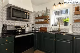 216 Saddle Ln, Deep Gap, NC 28618 - Photo 10