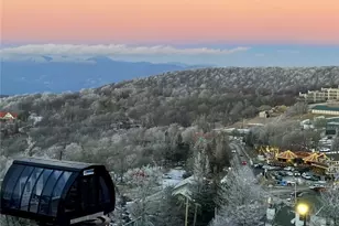 109 Skiloft Rd, Beech Mountain, NC 28604 - Photo 2