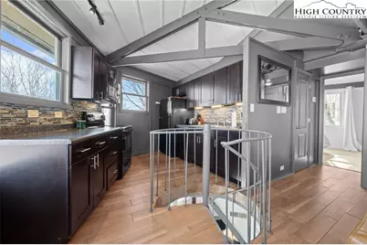 109 Skiloft Road, Beech Mountain, NC 28604 - Photo 14