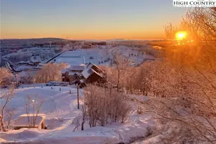 109 Skiloft Rd, Beech Mountain, NC 28604 - Photo 6