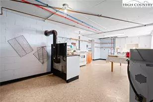 210 Gentry St, Jefferson, NC 28640 - Photo 30