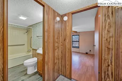 425 Jefferson Drive, West Jefferson, NC 28694 - Photo 28