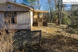 425 Jefferson Dr, West Jefferson, NC 28694 - Photo 38