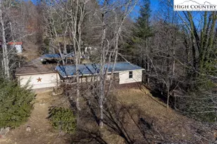 425 Jefferson Dr, West Jefferson, NC 28694 - Photo 4