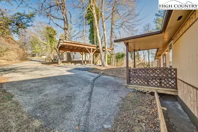 425 Jefferson Drive, West Jefferson, NC 28694 - Photo 30