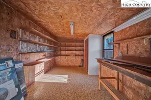 425 Jefferson Dr, West Jefferson, NC 28694 - Photo 34