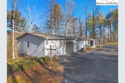 3435 Nelson Lane, Morganton, NC 28655 - Photo 4