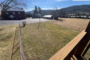 1864 Deerfield Rd, Boone, NC 28607 - Photo 12