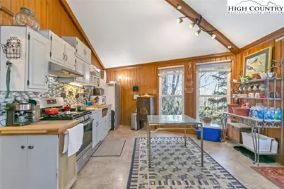 139 Wild Daisy Lane, Beech Mountain, NC 28604 - Photo 2