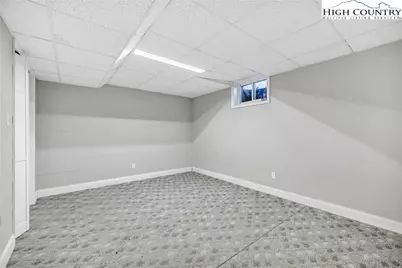 316 W Main Street, Jefferson, NC 28640 - Photo 28