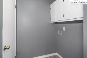7215 Hwy 421 N, Vilas, NC 28692 - Photo 22