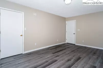 7215 Hwy 421 N, Vilas, NC 28692 - Photo 22