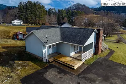 7215 Hwy 421 N, Vilas, NC 28692 - Photo 6