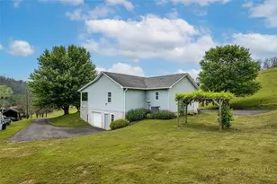 7215 Hwy 421 N, Vilas, NC 28692 - Photo 12