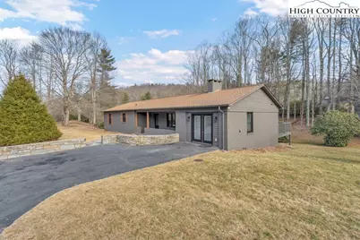 711 Possum Hollow, Blowing Rock, NC 28605 - Photo 34