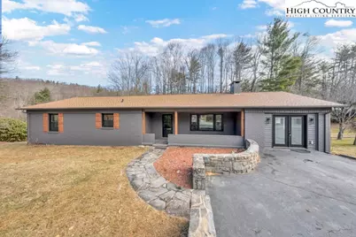 711 Possum Hollow, Blowing Rock, NC 28605 - Photo 32