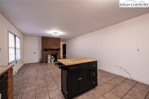 620 Diamondhead Dr, Lenoir, NC 28645 - Photo 16