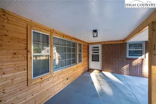 620 Diamondhead Dr, Lenoir, NC 28645 - Photo 6