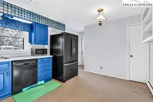 315 E Ridge, Boone, NC 28607 - Photo 8