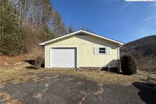 6553 Hwy 194 Hwy, Warrensville, NC 28693 - Photo 4