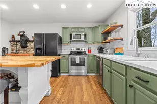 138 Henderson Gap Rd, Blowing Rock, NC 28605 - Photo 12