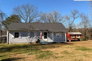 284 Jennings Rd, North Wilkesboro, NC 28659 - Photo 1