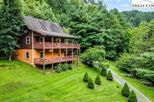 4271 Old Field Creek Rd, Grassy Creek, NC 28631 - Photo 4