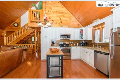 994 E Laurel Circle, Deep Gap, NC 28618 - Photo 16