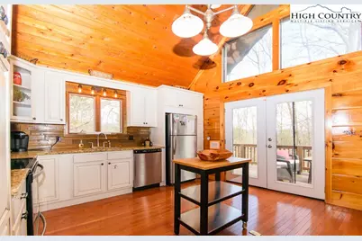 994 E Laurel Circle, Deep Gap, NC 28618 - Photo 14