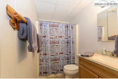 994 E Laurel Circle, Deep Gap, NC 28618 - Photo 44