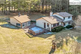 1324 Ripshin Rd, Troutdale, VA 24378 - Photo 2