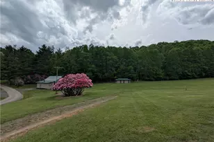 407 Ashe Park Rd, Jefferson, NC 28640 - Photo 40