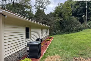 321 Skin Camp Creek Rd, Todd, NC 28684 - Photo 22