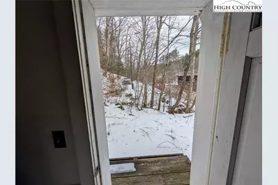 110 Bassett Young Road, Grassy Creek, NC 28631 - Photo 14