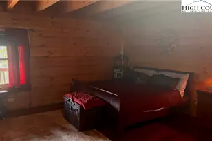 1694 Humpback Mountain Rd, Spruce Pine, NC 28777 - Photo 4