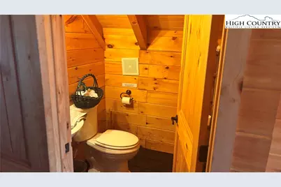 1694 Humpback Mountain Road, Spruce Pine, NC 28777 - Photo 6