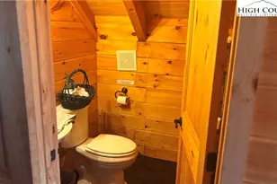 1694 Humpback Mountain Rd, Spruce Pine, NC 28777 - Photo 6