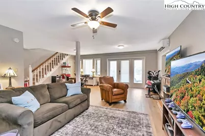 91 Red Oak, Newland, NC 28657 - Photo 36