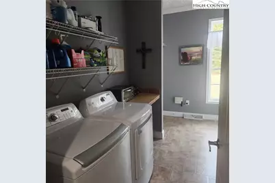 339 Clear Branch, West Jefferson, NC 28694 - Photo 32