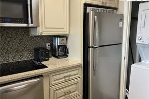 301 Pinnacle Inn Rd, Beech Mountain, NC 28604 - Photo 10