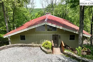 216 Lake (+ 2 Lots) Rd, Beech Mountain, NC 28604 - Photo 1