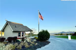 301 Pinnacle Inn Rd, Beech Mountain, NC 28604 - Photo 36