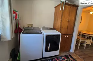 125 Benfield Dr, Jefferson, NC 28640 - Photo 10