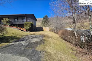 125 Benfield Dr, Jefferson, NC 28640 - Photo 34